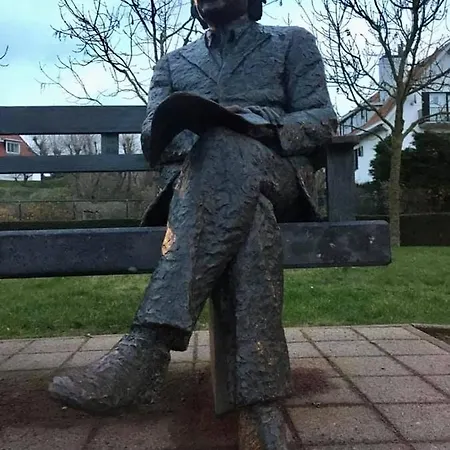 Einstein Apartment *